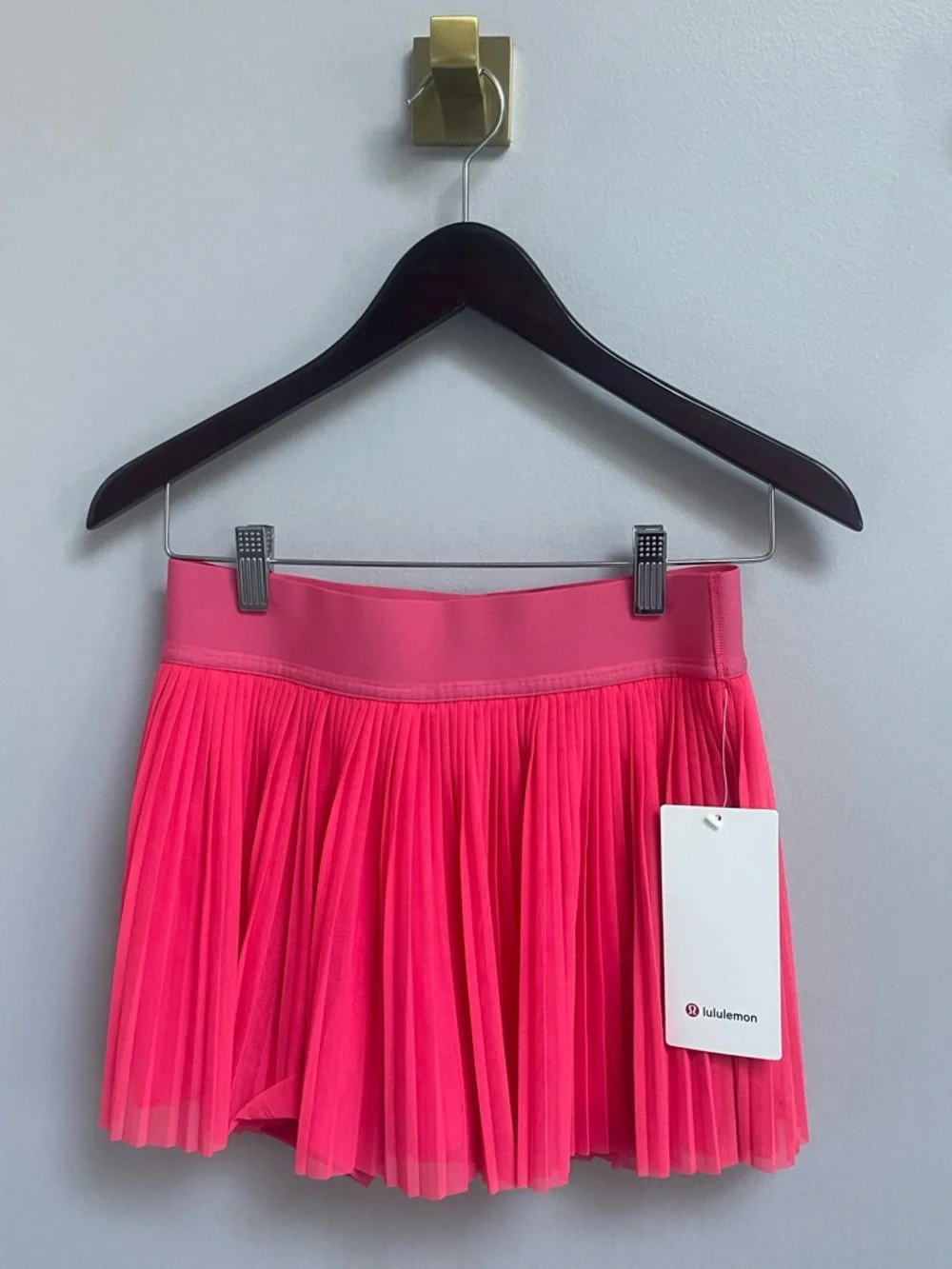 lululemon athletica Pleated MR Mini Tennis Skort- Hot Pink - Picture 2 of 5